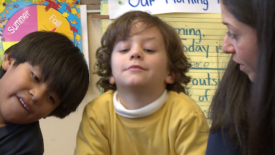 children in a bilingual classroom